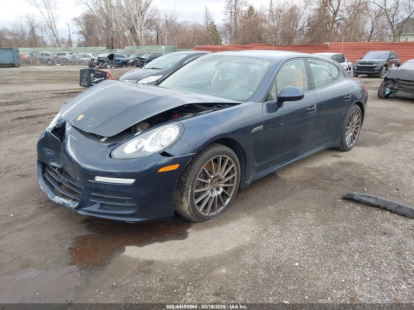 2016 Porsche Panamera