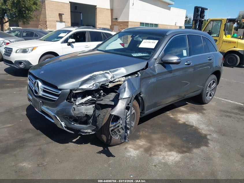 2016 Mercedes-benz Glc