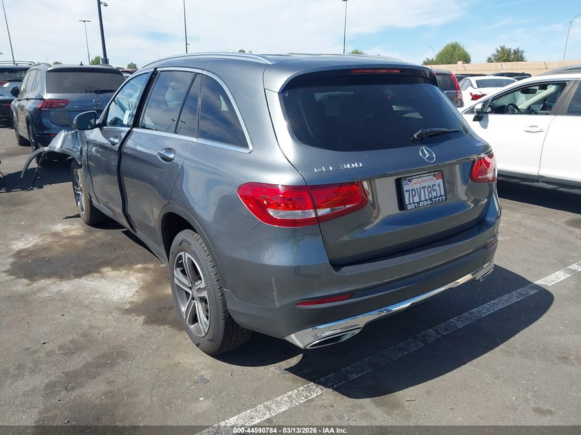 2016 Mercedes-benz Glc