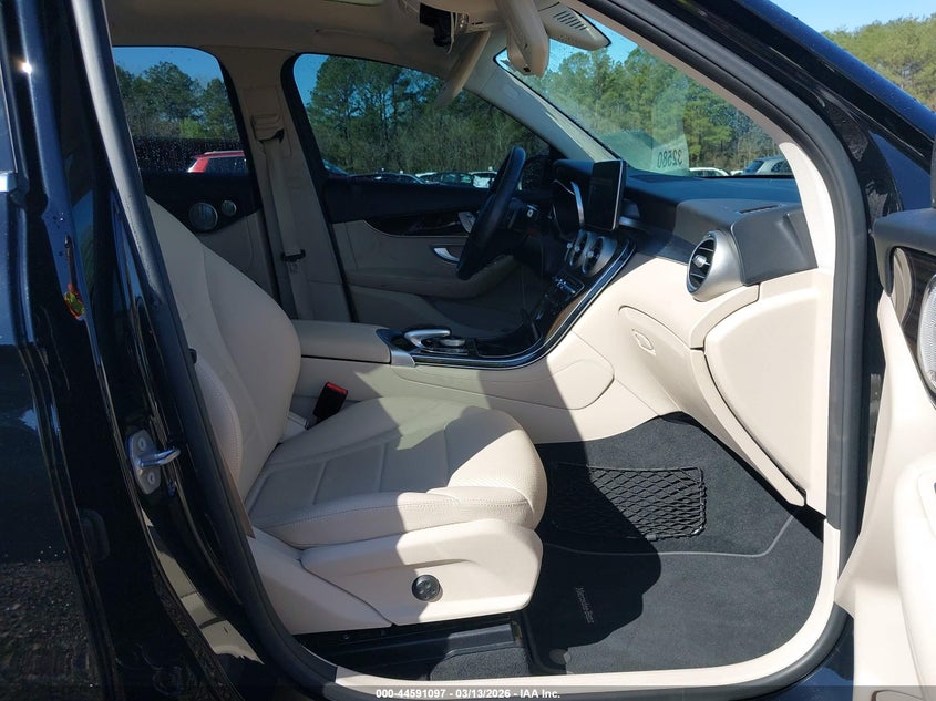 2018 Mercedes-benz Glc