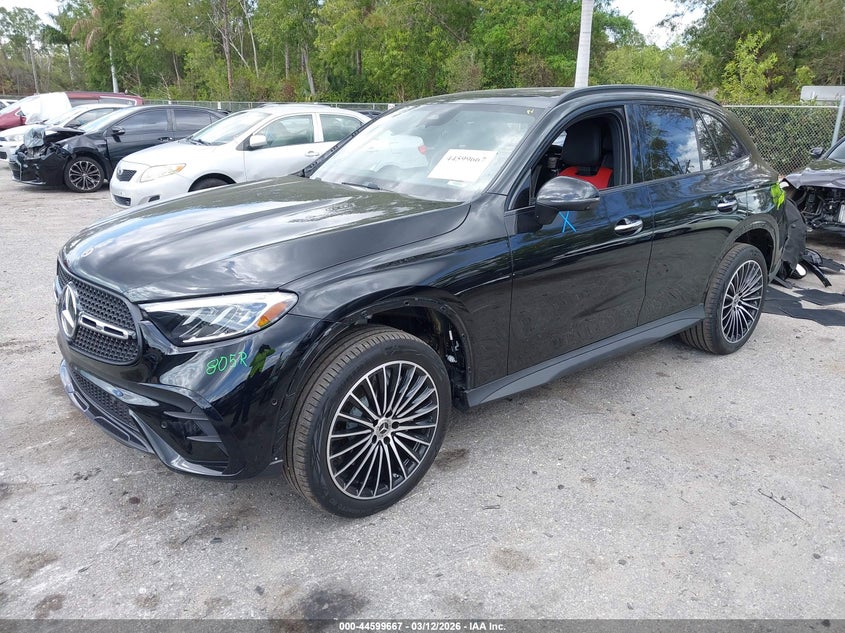 2025 Mercedes-benz Glc