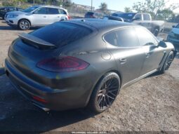
										2016 Porsche Panamera full									