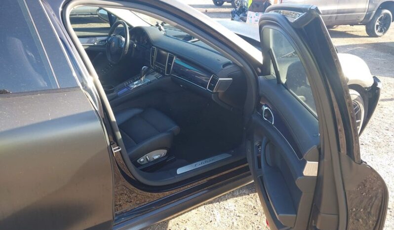 
								2016 Porsche Panamera full									