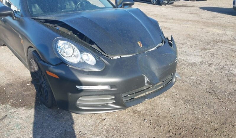 
								2016 Porsche Panamera full									