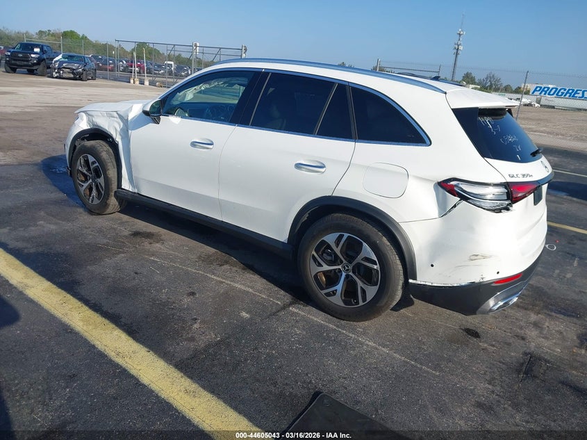 2025 Mercedes-benz Glc