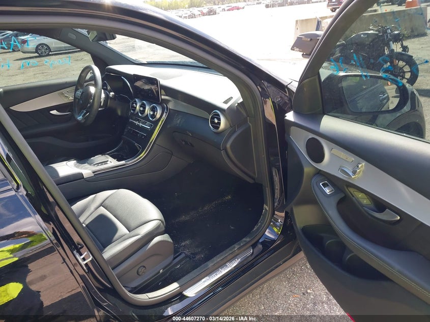 2022 Mercedes-benz Glc