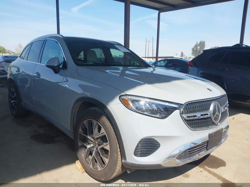 2025 Mercedes-benz Glc