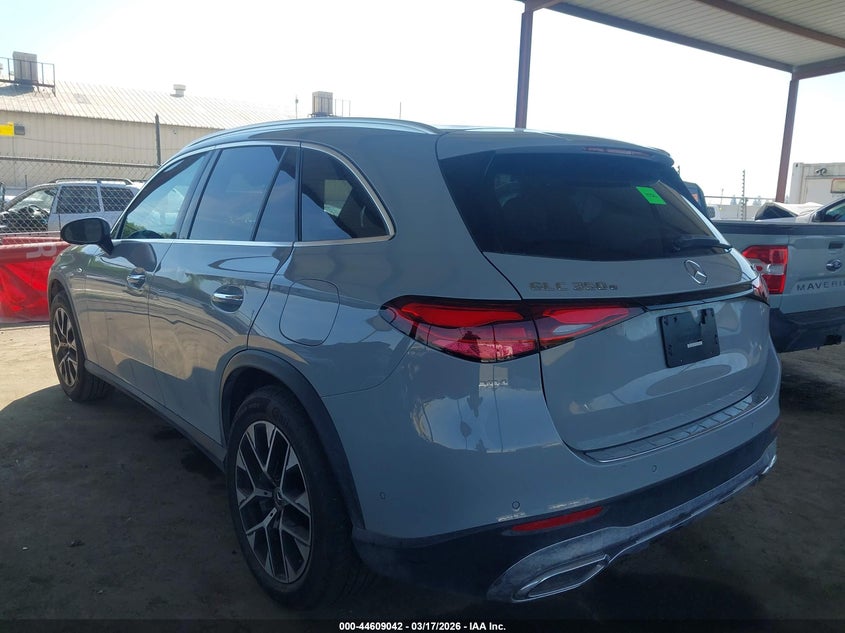 2025 Mercedes-benz Glc