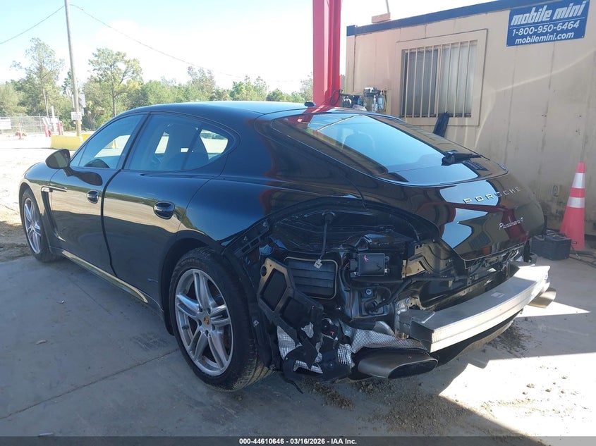 2016 Porsche Panamera