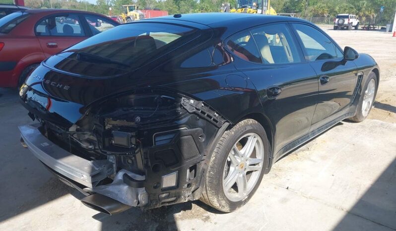 
								2016 Porsche Panamera full									