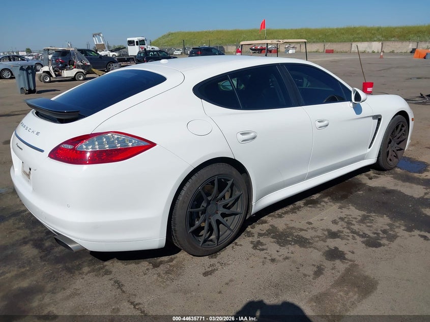 2012 Porsche Panamera