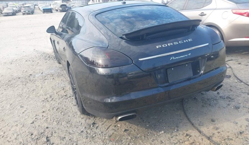 
								2011 Porsche Panamera full									