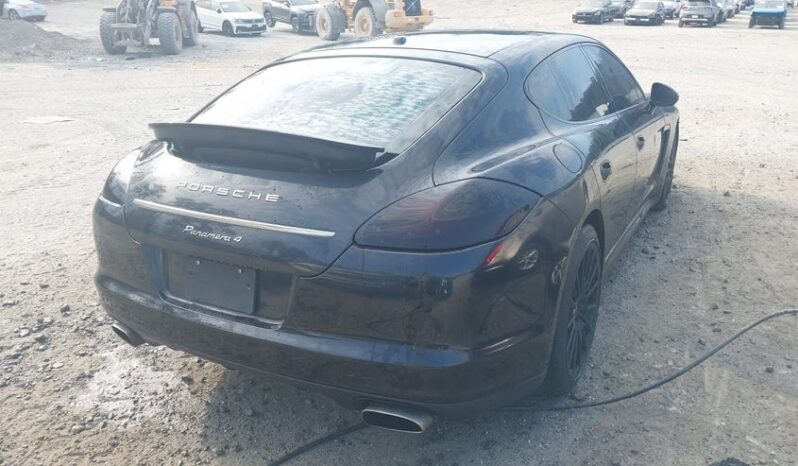 
								2011 Porsche Panamera full									