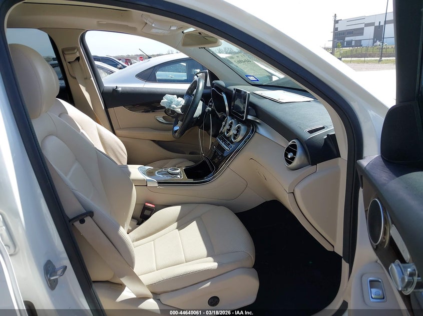 2019 Mercedes-benz Glc