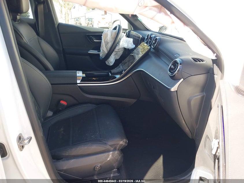 2025 Mercedes-benz Glc