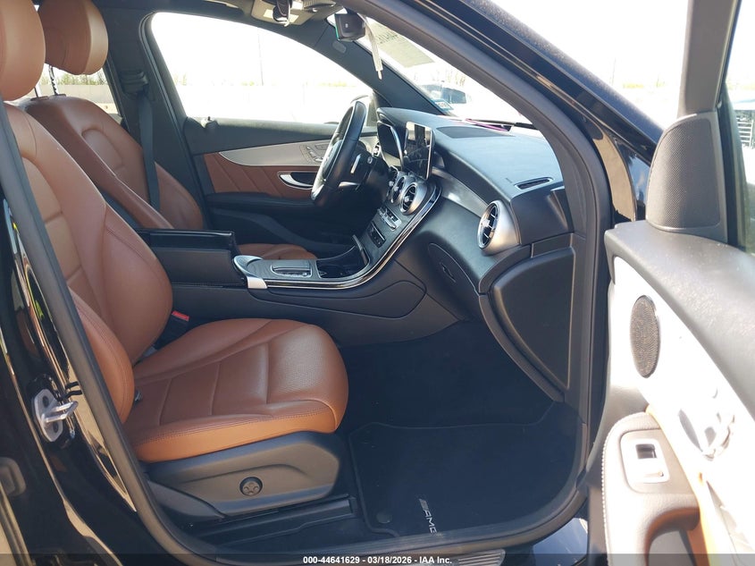 2022 Mercedes-benz Glc