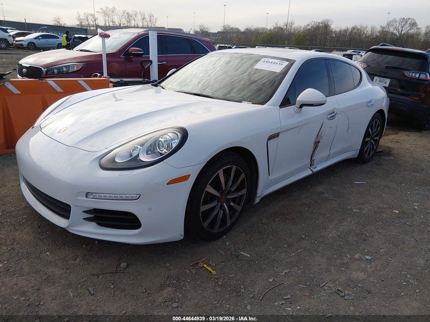 2015 Porsche Panamera