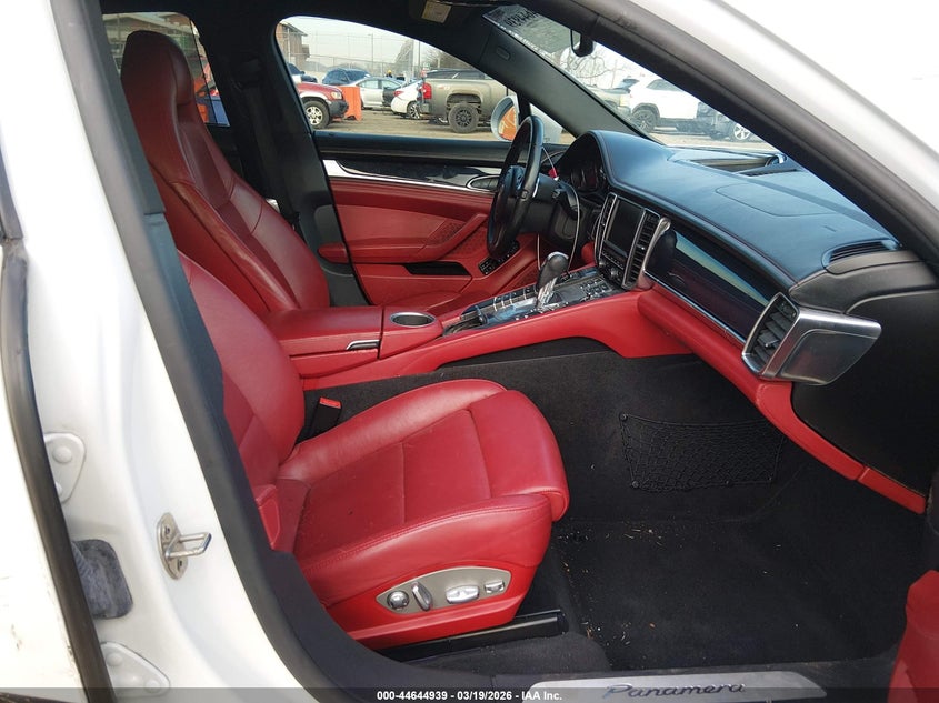 2015 Porsche Panamera
