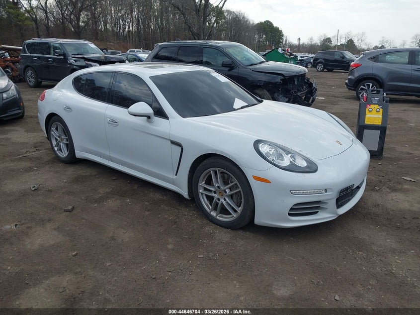 2016 Porsche Panamera
