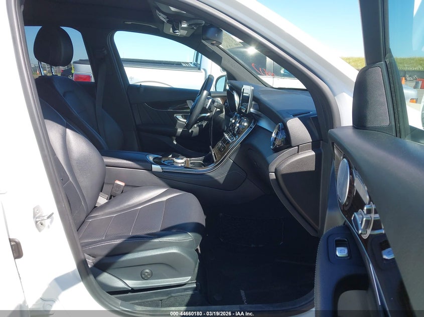 2018 Mercedes-benz Glc