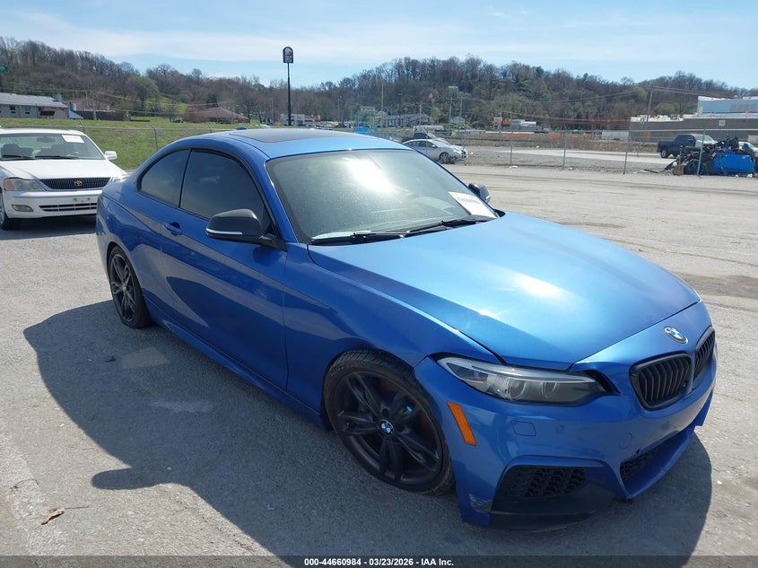 2016 BMW M2