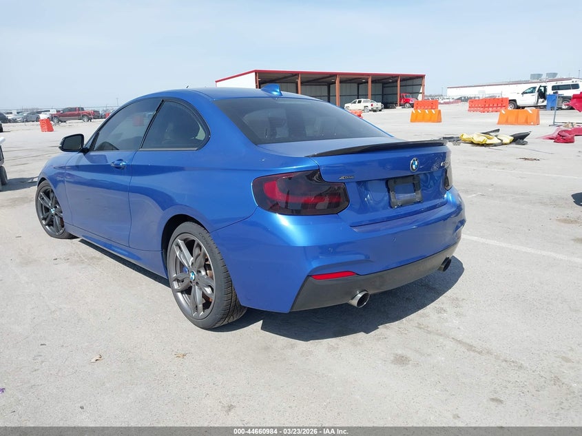 2016 BMW M2