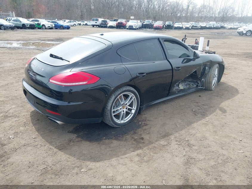2016 Porsche Panamera