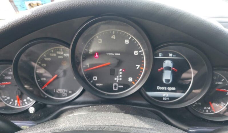 
								2016 Porsche Panamera full									
