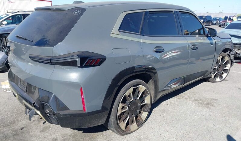 
								2024 BMW Xm full									