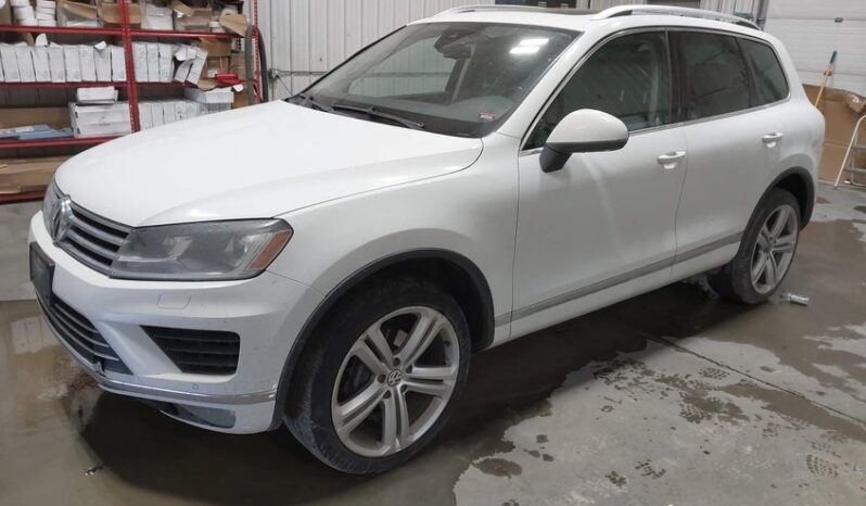 
								2016 Volkswagen Touareg full									