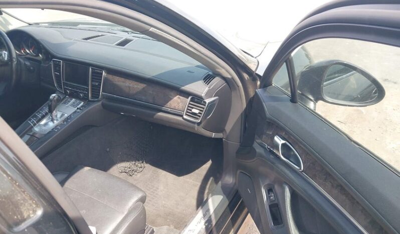 
								2012 Porsche Panamera full									