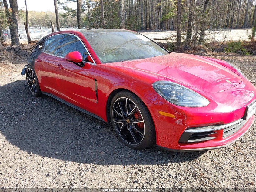 2018 Porsche Panamera