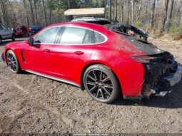 
										2018 Porsche Panamera full									
