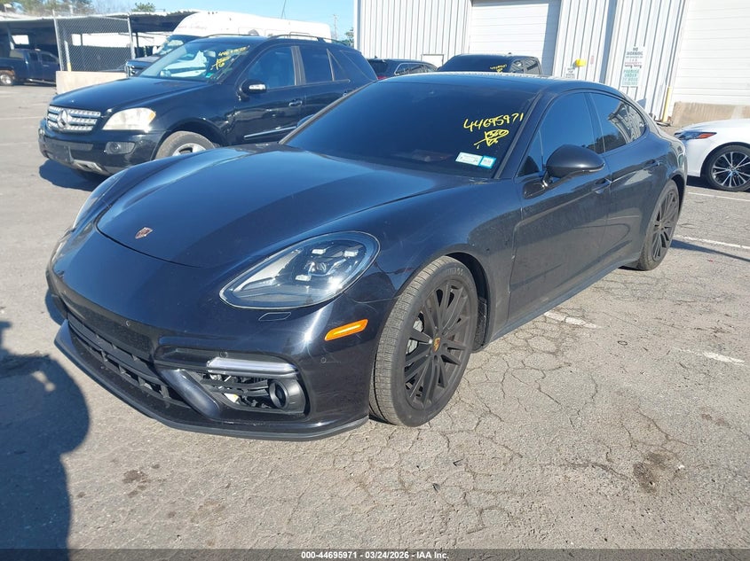 2017 Porsche Panamera