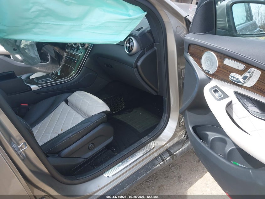 2020 Mercedes-benz Glc coupe