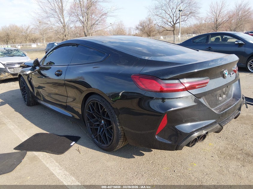 2020 BMW M8