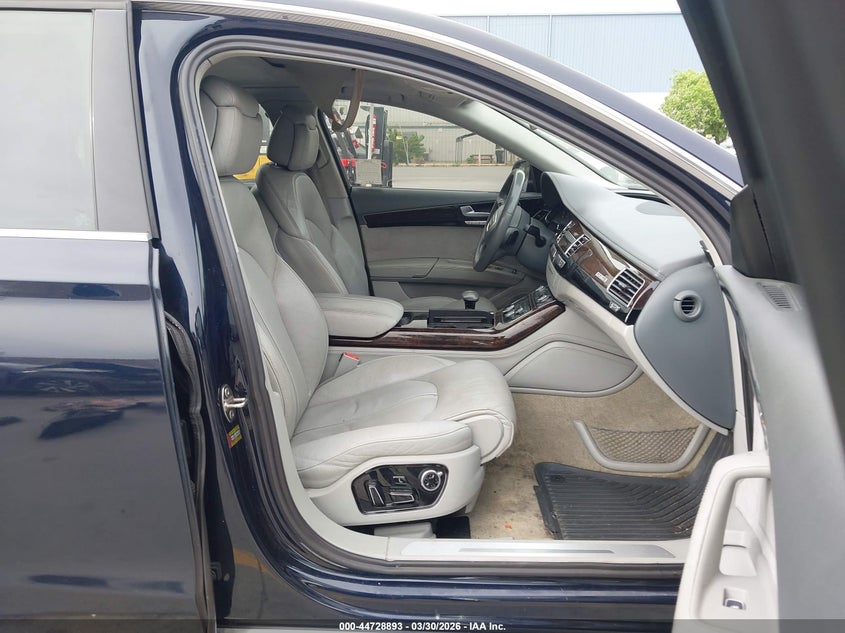 2012 Audi A8