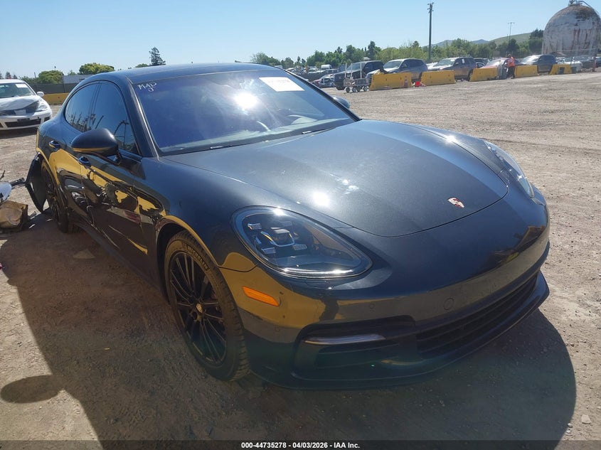 2017 Porsche Panamera