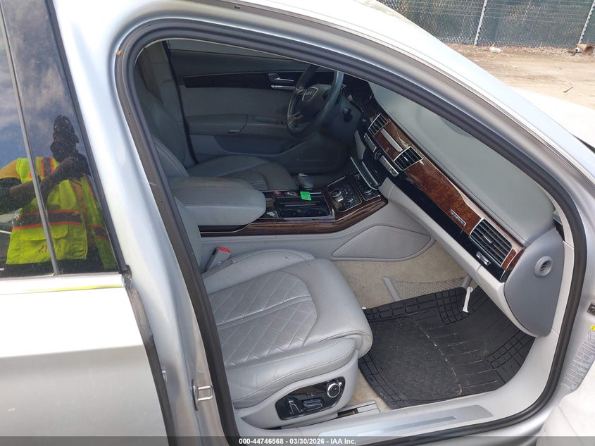 2014 Audi A8