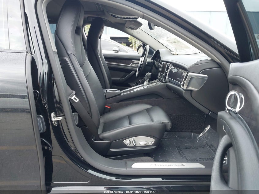 2015 Porsche Panamera