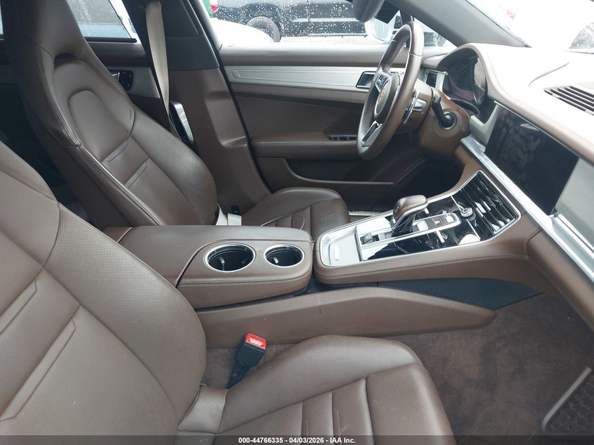 2018 Porsche Panamera