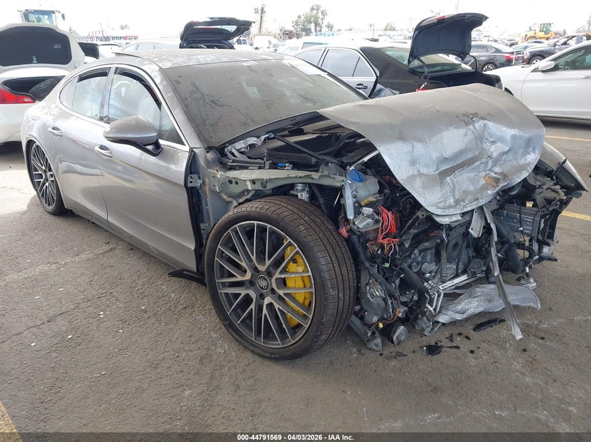 2021 Porsche Panamera