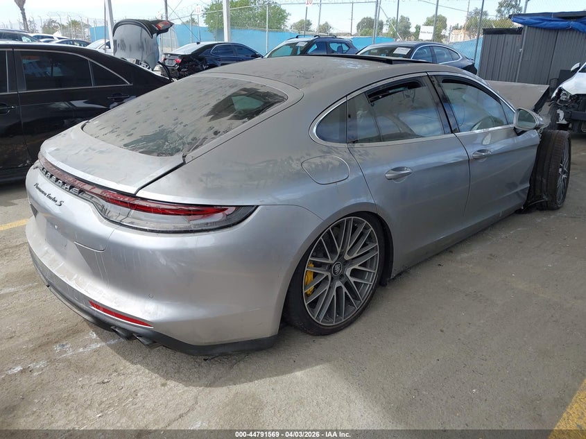 2021 Porsche Panamera