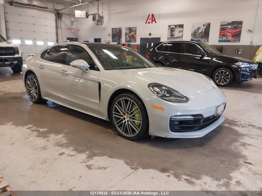2018 Porsche Panamera