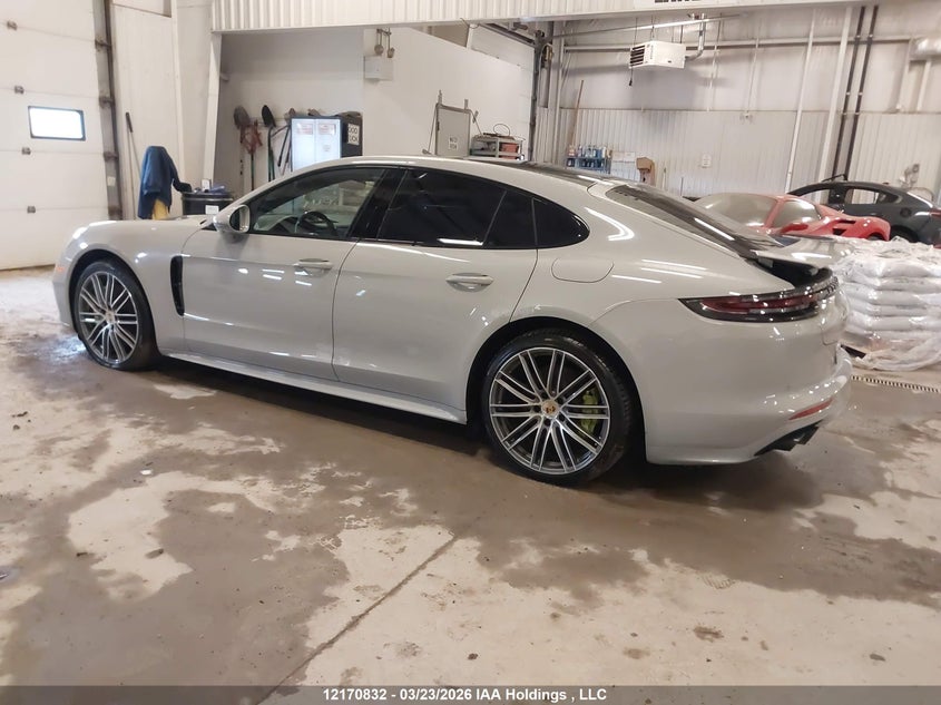 2018 Porsche Panamera