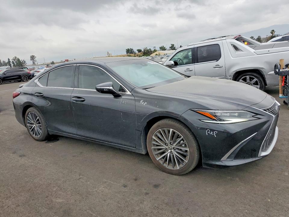 2024 Lexus ES