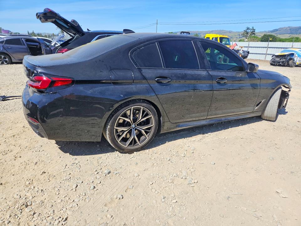 2022 BMW M5