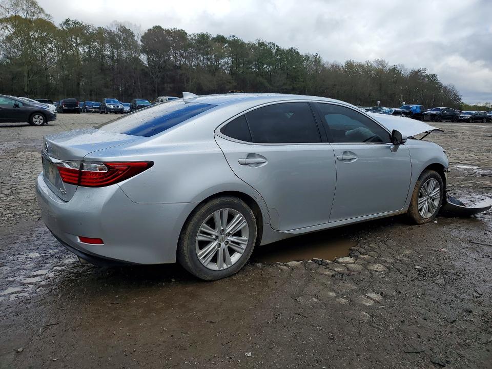 2015 Lexus ES