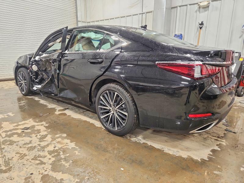 2025 Lexus ES