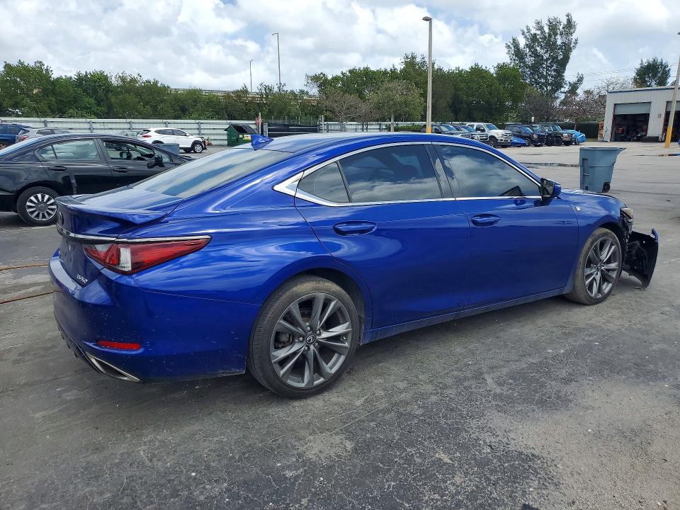 2019 Lexus ES